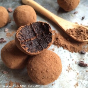 Raw Dark Chocolate Truffles